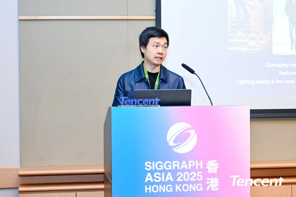 「SIGGRAPH ASIA 2025 香港」のイベントで、男性が講演をしている様子