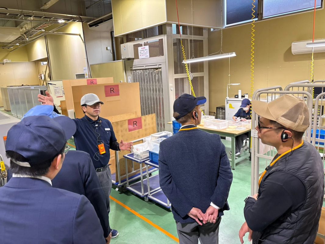 工場見学の様子