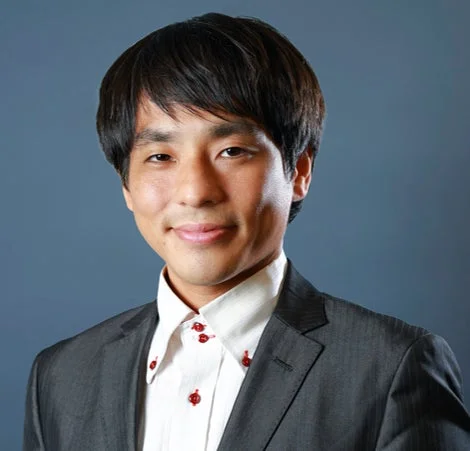 小村淳己氏のポートレート