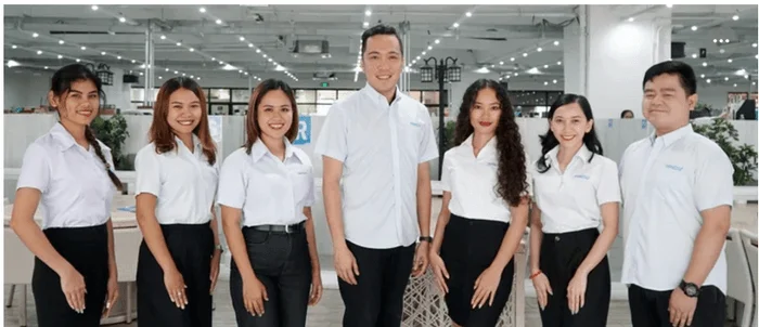 QQEnglishのチーム写真