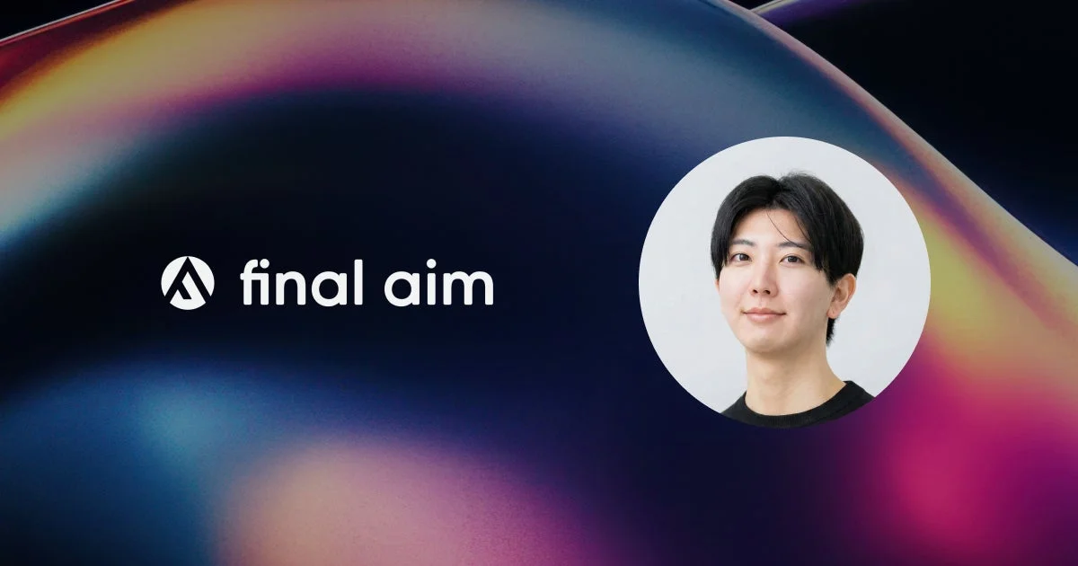 Final Aimのロゴと笑顔の男性