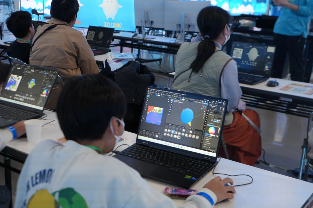 3Dデザインのワークショップ風景